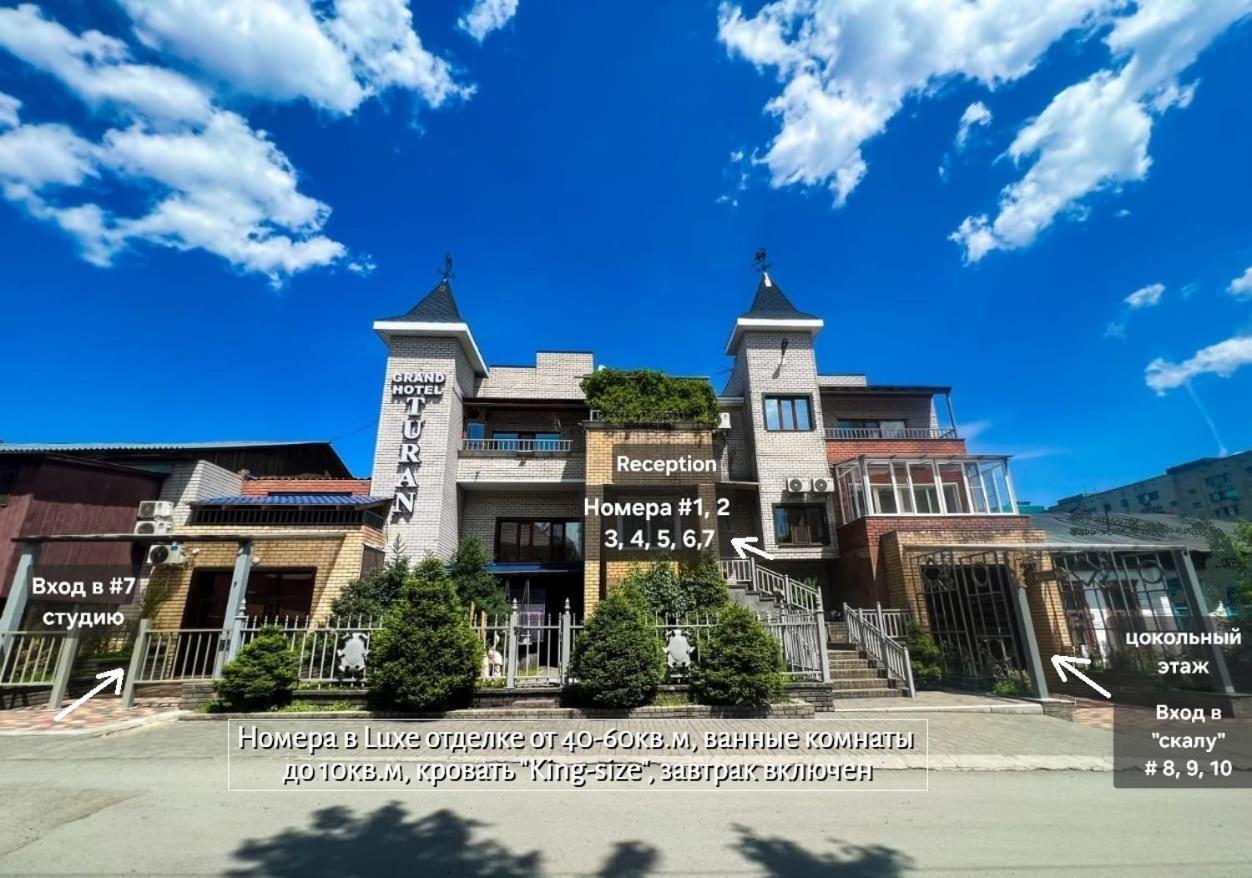 Turan Semey Grand Hotel Exterior foto